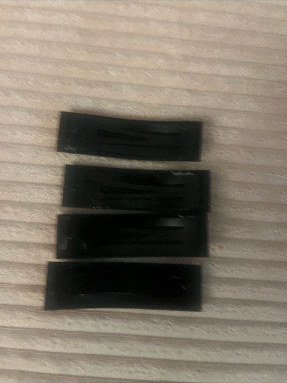 Luxury Rectangular Hair Clips in Black, Red, Silver - Picture 3 of 3